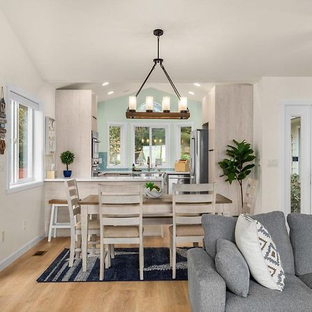 @ Marbella Lane - Wave House, Your Oceanfront Retreat! Ок-Гарбор Екстер'єр фото